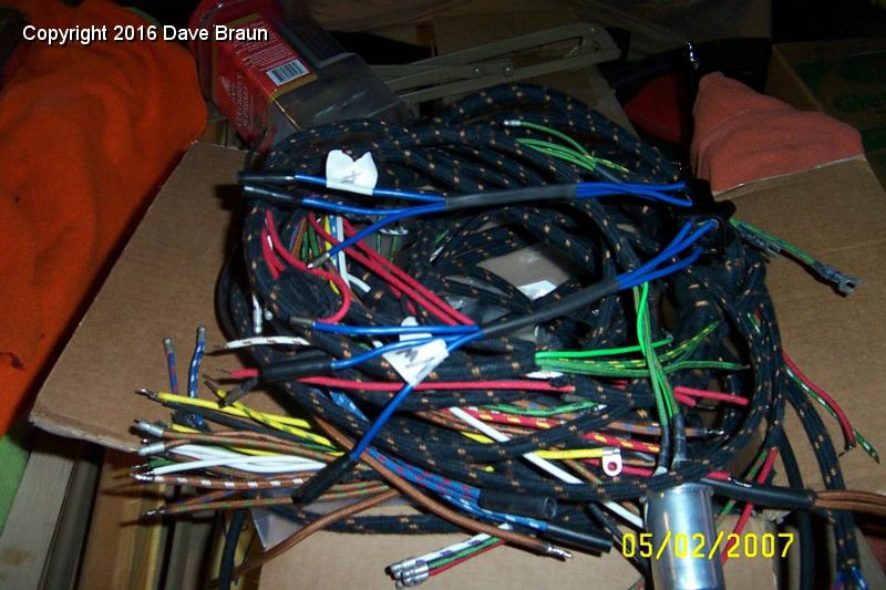 MGTD15470/Electrical/Electrical Restoration/Wire loom tinned and finalized